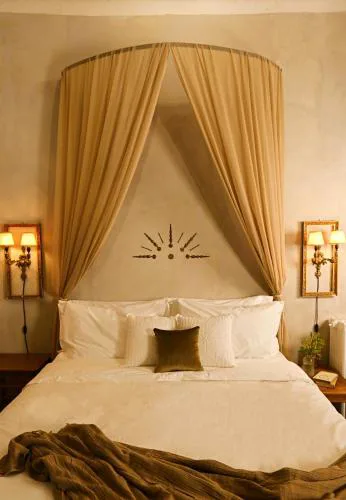 Shila Athens