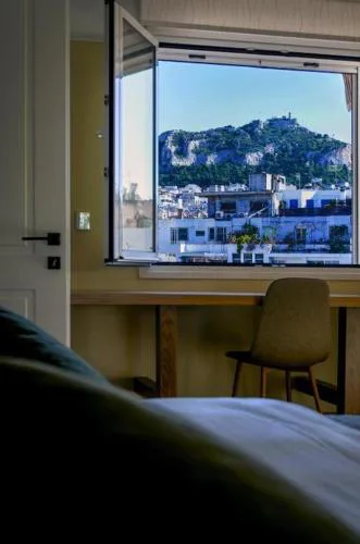 Smart Home Apartment next to Exarcheia Square