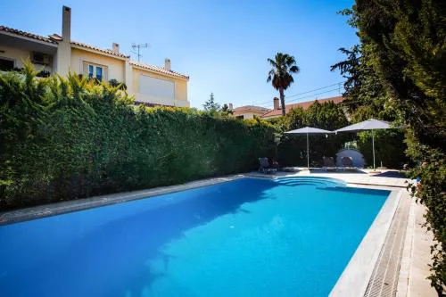 South Blue Tranquil Villa
