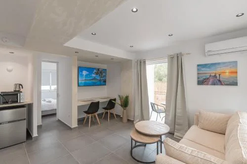 South Metro Suite