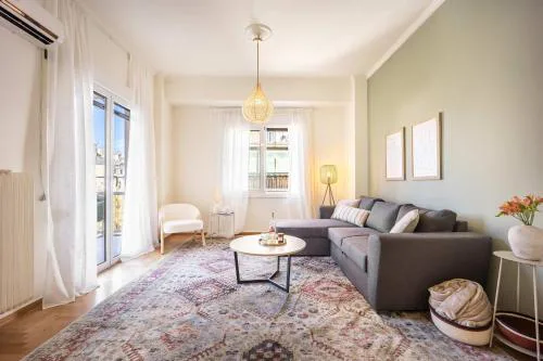 Spacious 2BR in Koukaki l Balcony l Near Acropolis