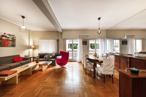 Spacious 3 Bedroom apt near Acropolis museum