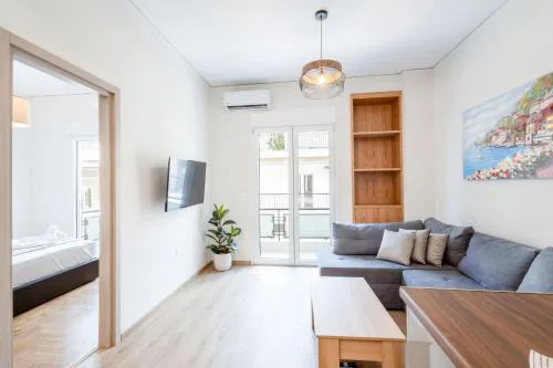 Spacious 3-Bedroom Dual Apartment in City Centre