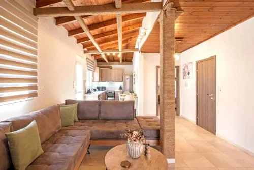 Stunning and spacious apt in Athens