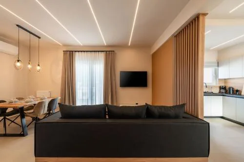 Stylish 2-Lvl maisonette near to Acropolis Museum