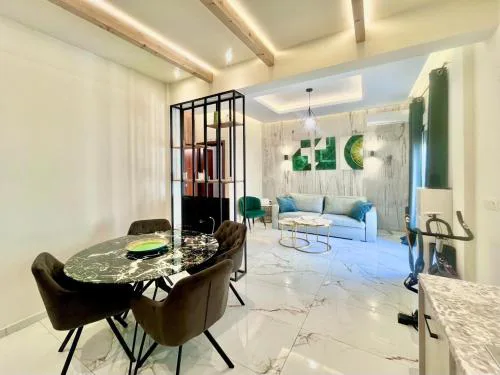 Stylish Apartment in Athens, Walk Everywhere