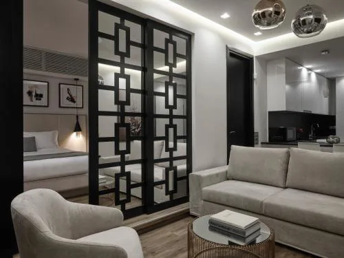 Stylish Elite 2bd apt in Kolonaki