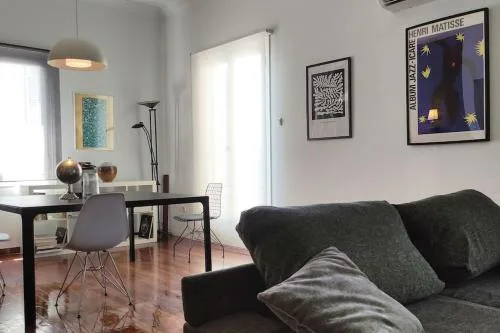 Sunny Athens flat near the sea 2