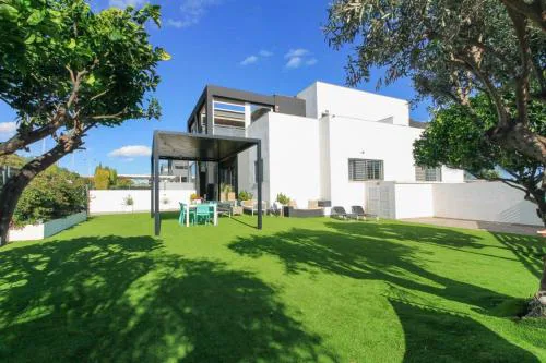 Sunny Villa Eleni
