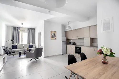 Supreme B2 Apartment in Syntagma