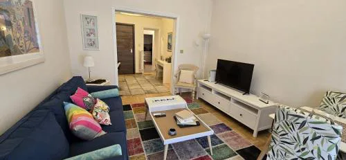 Syntagma Plaka Getaway Apartment