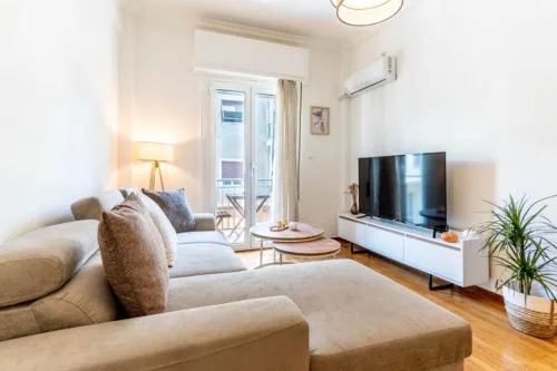 The Homely Hideaway