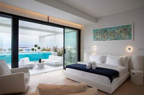 The ROSE Luxury Penthouse with Private Swimming Pool