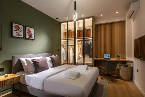 Trio190 - 2BR,Balcony, Near Acropolis and Metro