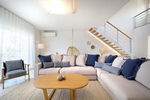 Triplex Villa Gardenia Glyfada sea view