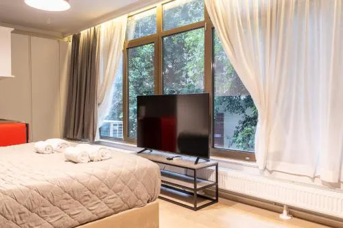 Tsakalof 10A Elegant Studio by Zeus Suites