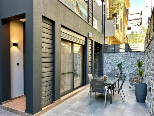 T&T Luxury Apartments - Rooftop Jacuzzi