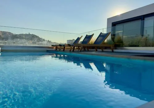 TT Luxury Homes - Artemis - Shared Pool and Gym NEW