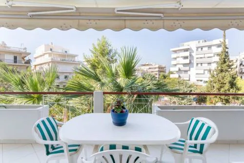 Two Bedroom Apartment Near Alimos Marina !