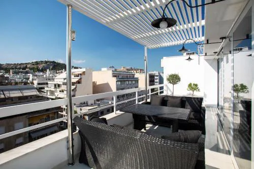 Unique 3-Bed, 3-Bath Apt with Acropolis Views SG69