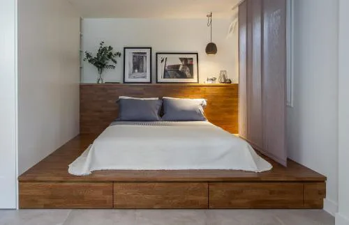 Unique Semi-Basement Stay at the Foot of the Acropolis