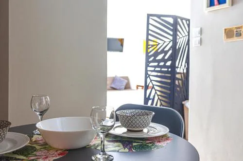 Unique studio at Athens Riviera 1 min from the sea