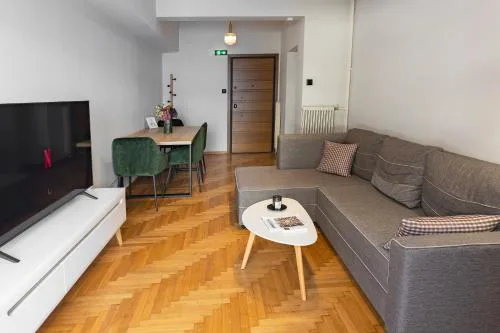 Urban Aura Harilaou