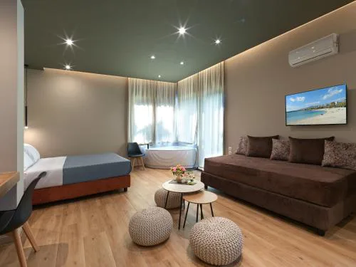 YaPe Coastal Suites at Alimos Beach