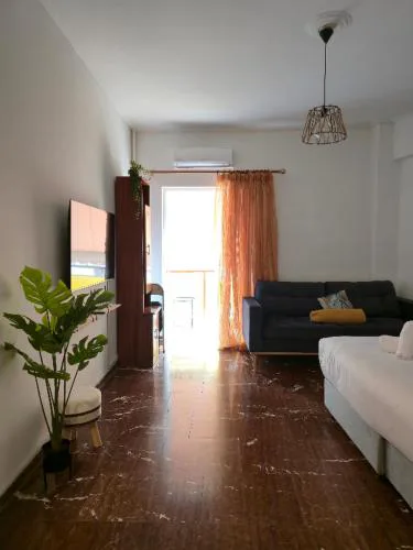 Your Athens Home Warm Cared by Rod - Station nearby