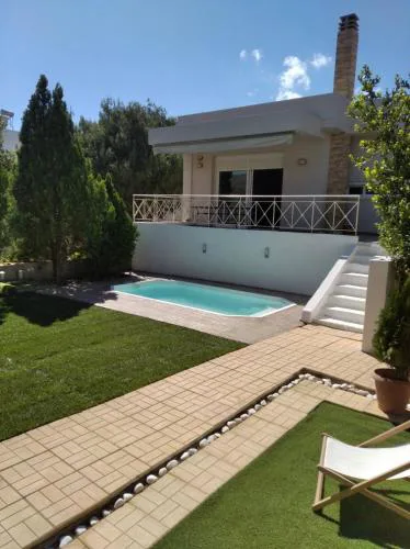 Cozy villa Vita Lagonisi