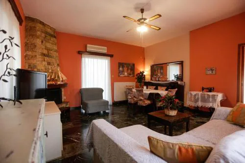 Marousa's Country House 12 minutes from Athens Airport