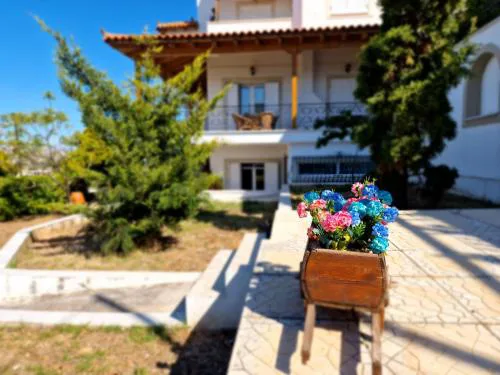 The Mirador Boutique Villa with Scenic Sea View