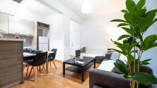 Aelia Apartment