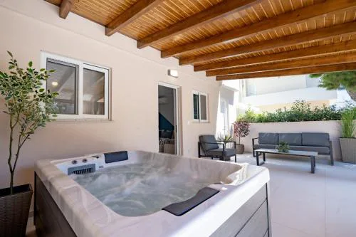 Artemis Boutique House