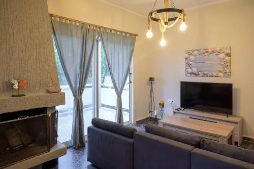 Athena Apartment With Free Parking Near The Beach