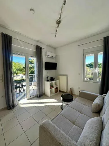 Celene by Dia garden view apartment