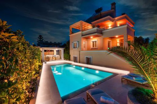 Coastline maisonette near Athens Airport and Rafina Port