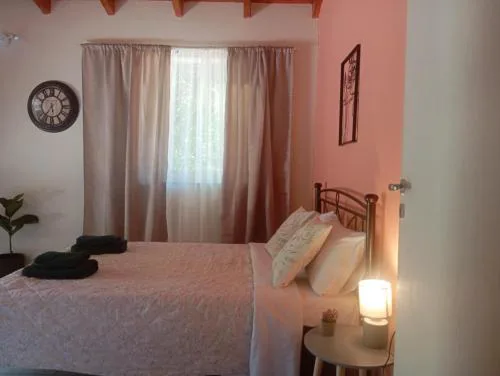 FELINA HOUSE