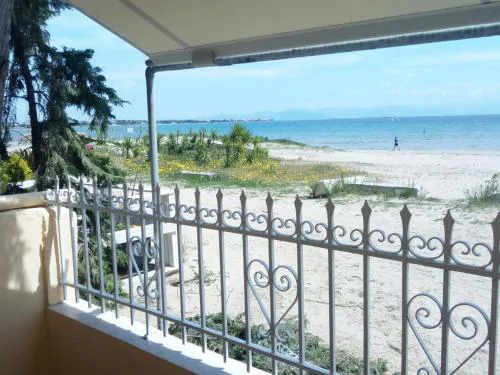 On the beach studio near airport
