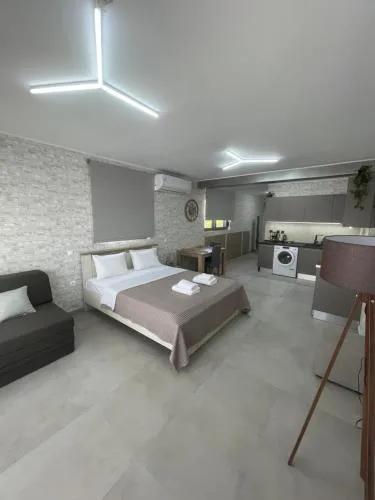 AVR Airport Deluxe Suites 6 AIRPORT FREE SHUTLE