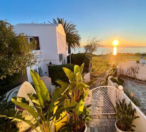 Captain Jacks Seaside Villa