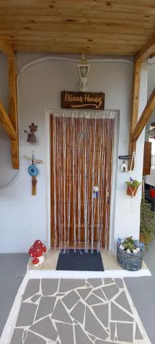 Elizas house