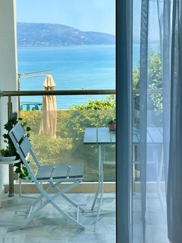 Ocean Breeze Apt