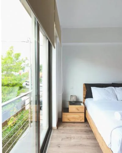 Cozy & Minimal Apartment Near Airport Peania
