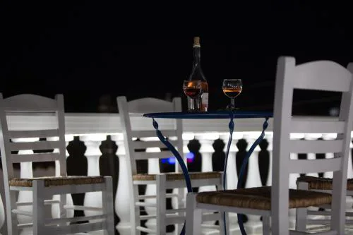 Aimou Suites