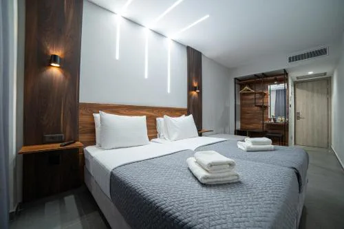 Argo Hotel Piraeus