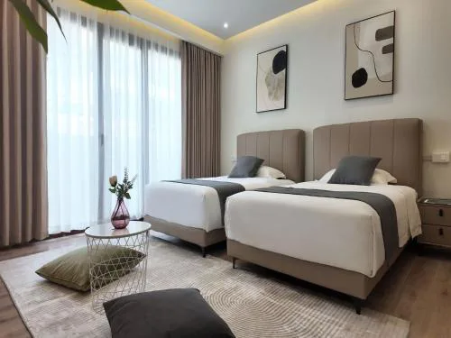 Coastal Apartment with On-Site Bar & Fitness