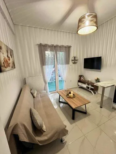 Elegant & Modern Apartment near to Athens Riviera