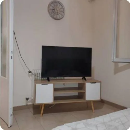 Home away from home - 3BR - 14' walk to port