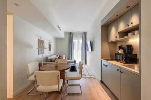 Leon by Zoia Living